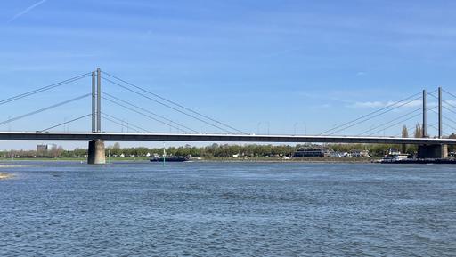 Theodor-Heuss-Brücke