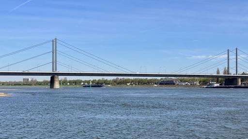 Theodor-Heuss-Brücke