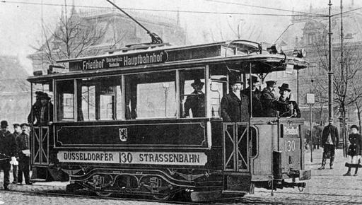 Triebwagen aus dem Jahr 1903 Alte Bahn